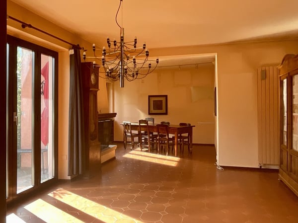 BELLINZONA - AMPIA CASA UNIFAMILIARE IN POSIZIONE CENTRALE 4