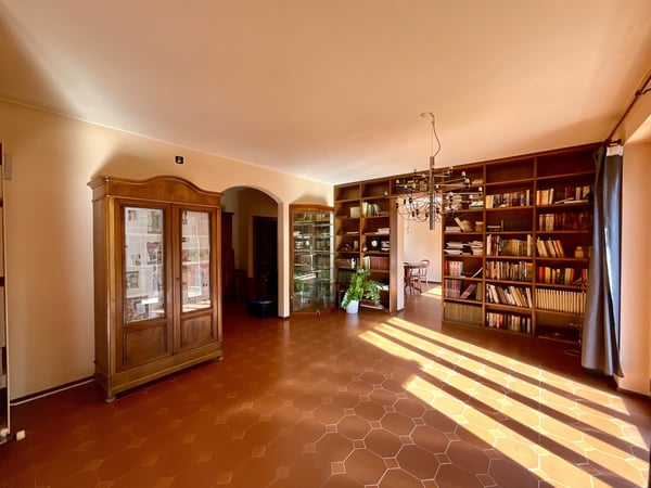 BELLINZONA - AMPIA CASA UNIFAMILIARE IN POSIZIONE CENTRALE 3