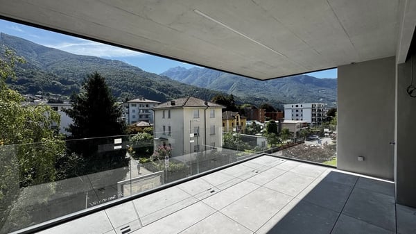 BELLINZONA - VENDESI NUOVI 1.5 LOCALI CON AMPIA TERRAZZA 2