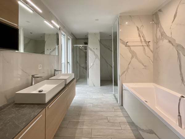 CASLANO - VENDESI AMPISSIMO 1.5 LOCALI CON PISCINA 1