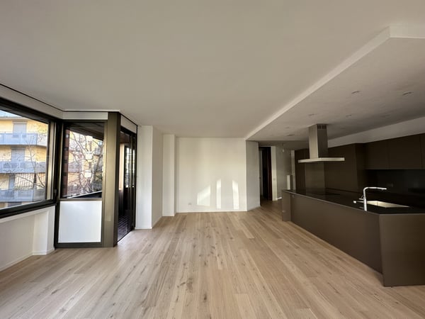 VENDESI SPLENDIDO APPARTAMENTO A CASSARATE 6