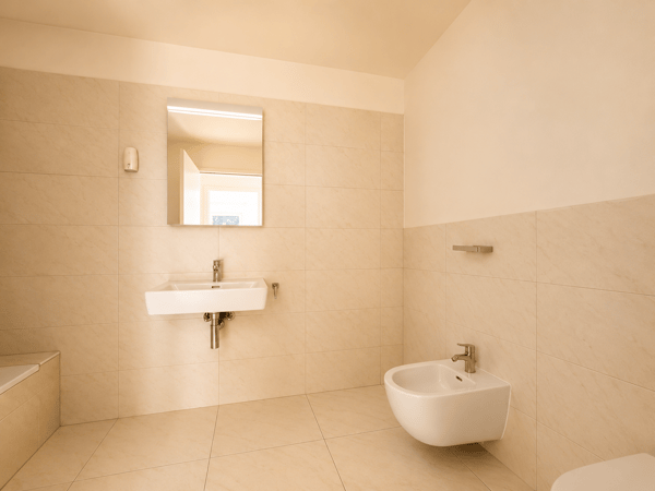 RIVERA - AFFITTASI 4.5 LOCALI CON TERRAZZA VETRATA 11