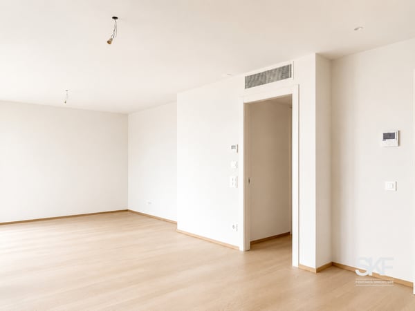 BELLINZONA - VENDESI NUOVO 3.5 LOCALI CON AMPIA TERRAZZA 2