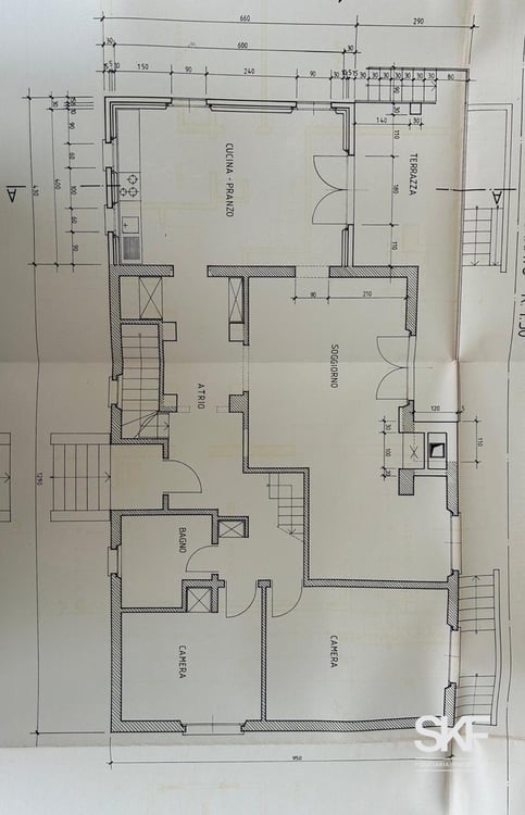 BELLINZONA - AMPIA CASA UNIFAMILIARE IN POSIZIONE CENTRALE 11