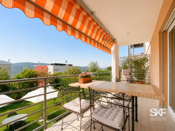 VACALLO - VENDESI LUMINOSA PROPRIETÀ CON GIARDINO PRIVATO 2
