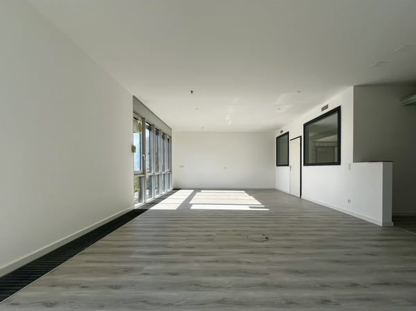 LUGANO - AFFITTASI SPAZIOSO UFFICIO VISTA LAGO DI 217 MQ 2