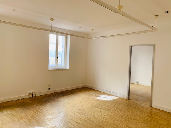 AFFITTASI UFFICIO 1 LOCALI 3