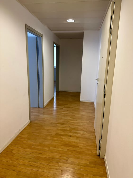AFFITTASI UFFICIO IN CENTRO A LUGANO 10