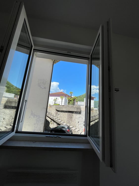 Affittasi 1 locali a Muralto 5