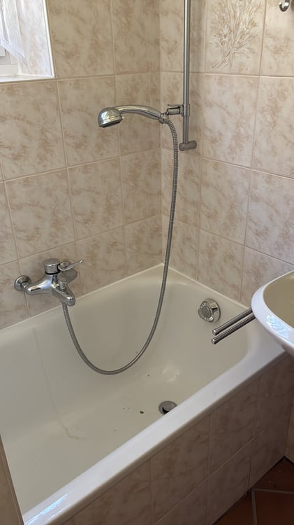 Affittasi appartamento di 1 locali a Gordevio 9