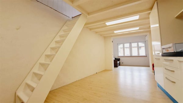 IMMOBILE A REDDITTO NEL CENTRO STORICO 9