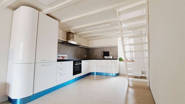 IMMOBILE A REDDITTO NEL CENTRO STORICO 10