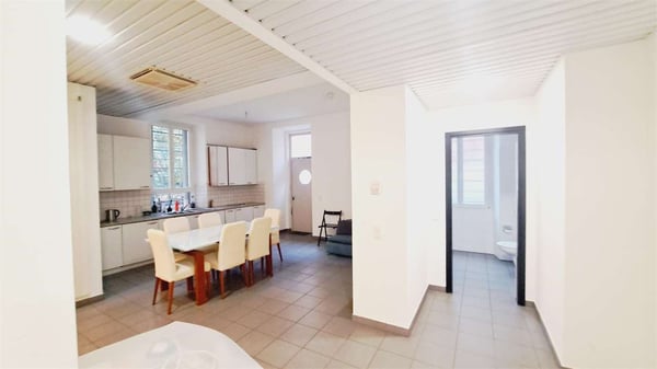 LOCALE COMMERCIALE - LUGANO 7