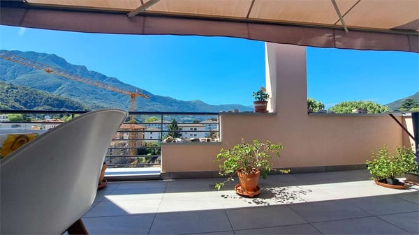 APPARTAMENTO DI 1.5 LOCALI - 4 PIANO (91 mq) 12