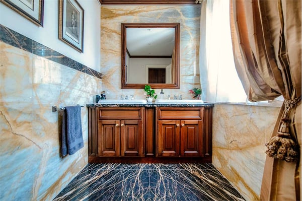 VILLA UNIFAMILIARE CON PISCINA 12