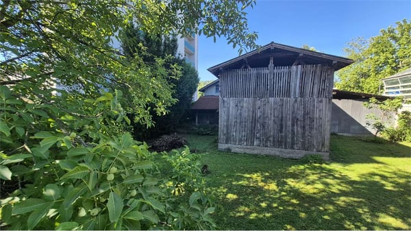 Casa indipendente con ampio giardino edificabile nel cuore di Chiasso 4