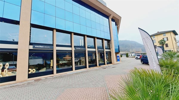 Affittasi spazio commerciale suddivisibile a Pambio Noranco 11
