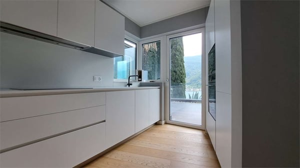 Villa moderna con vista lago a Vico Morcote 6