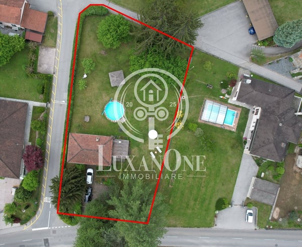 Charmantes Einfamilienhaus mit Pool und großem Grundstück 16