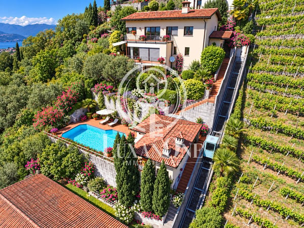 Exklusive Panoramavilla in Gordola mit beheiztem Pool und traumhafter Seesicht 4
