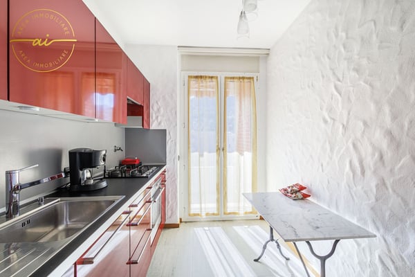 Moderno e luminoso appartamento di 1.5 locali con terrazza e balcone – Lugano 9