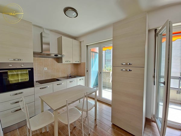 Accogliente Monolocale Rinnovato nel Cuore di Chiasso 2