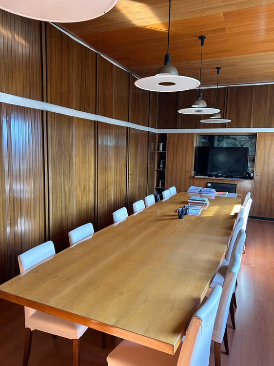 ELEGANTI UFFICI ARREDATI CON POSTEGGI INCLUSI A MENDRISIO 10