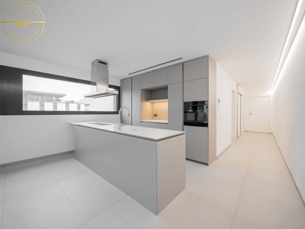 ELEGANTE APPARTAMENTO 1.5 LOCALI CON FINITURE DI PREGIO A LOCARNO 1