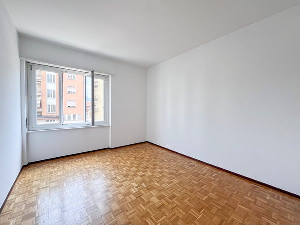 APPARTAMENTO DI 1.5 LOCALI IN ZONA CENTRALE A CHIASSO 6