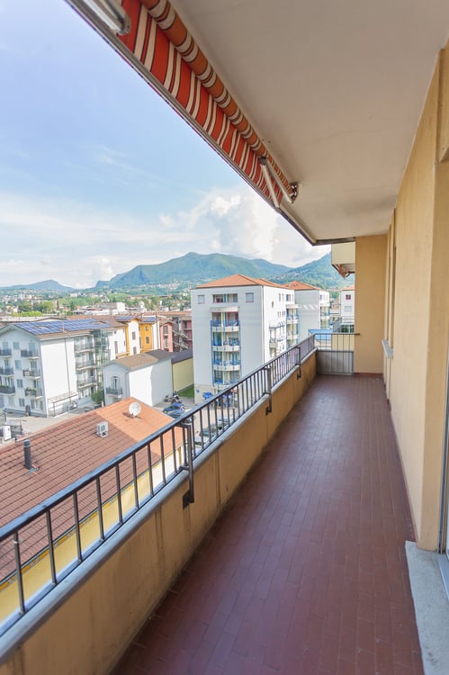 APPARTAMENTO DI 1.5 LOCALI IN ZONA CENTRALE A CHIASSO 10