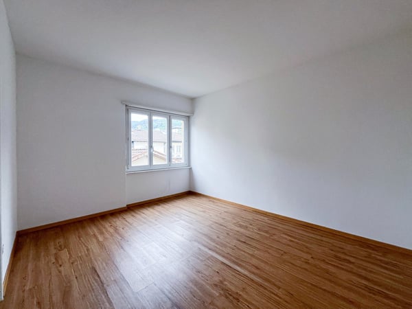 APPARTAMENTO 1.5 LOCALI IN ZONA CENTRALE A CHIASSO 5