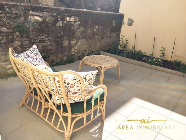 AMPIO E MODERNO 1.5 LOCALI CON CORTILE PRIVATO 8