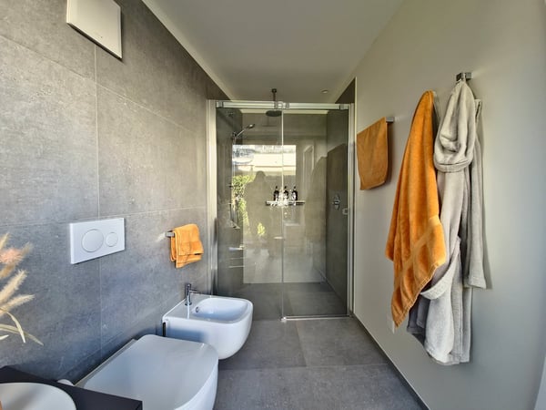 ESCLUSIVO 1.5 LOCALI AL PIANO TERRA CON GIARDINO PRIVATO A GENTILINO 12