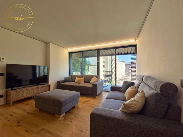 RAFFINATO APPARTAMENTO DI 1.5 LOCALI CON TERRAZZA E VISTA LAGO PARZIALE A PARADISO 4