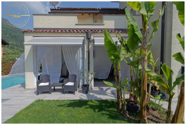 Elegante villa unifamiliare con piscina e ampio giardino a Riva San Vitale 2