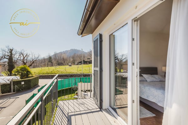 CASA INDIPENDENTE DI 1.5 LOCALI CON GIARDINO A MEZZOVICO 8