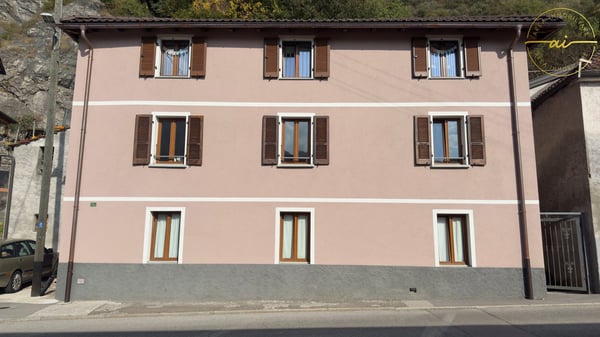 Moderno appartamento mansardato di 1.5 locali a Bironico 6