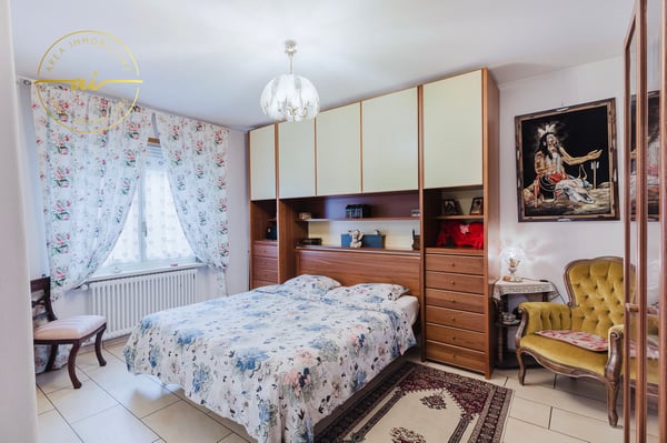 Casa unifamiliare con giardino e piscina a Cresciano 8