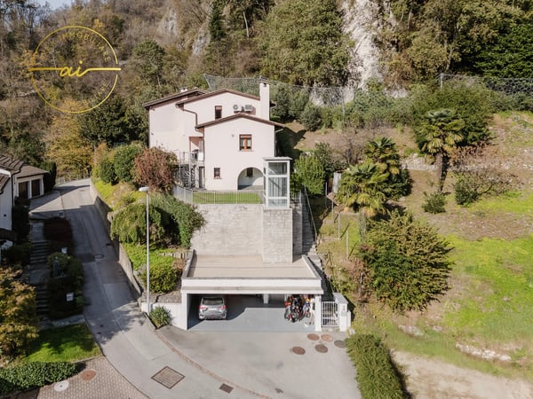 Meravigliosa villa unifamiliare con vista lago a Figino 5