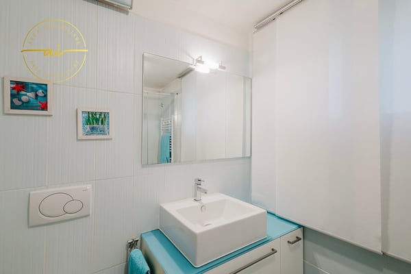 Meravigliosa villa unifamiliare con vista lago a Figino 23