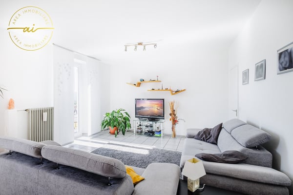 AMPIA CASA DI 1.5 LOCALI IN ZONA RESIDENZIALE A MORBIO INFERIORE 3