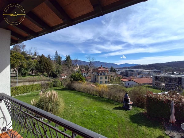 PRESTIGIOSA VILLA MEDITERRANEA CON PARCO PRIVATO E VISTA PANORAMICA 5