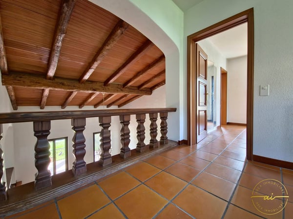 PRESTIGIOSA VILLA MEDITERRANEA CON PARCO PRIVATO E VISTA PANORAMICA 13