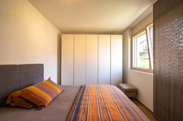 ATTICO MODERNO E LUMINOSO DI 1.5 LOCALI CON AMPIA TERRAZZA PANORAMICA – VACALLO 11