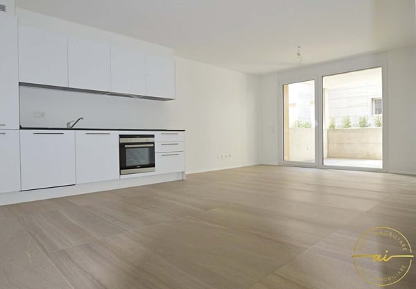 Affascinante Appartamento di 1.5 Locali con Terrazza a Balerna 1