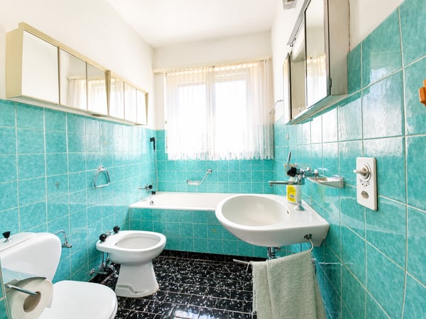 AMPIA VILLA DI 8 LOCALI CON GIARDINO PRIVATO A COLDRERIO 12