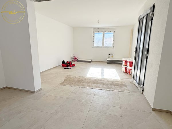 VILLA BIFAMILIARE DI NUOVA COSTRUZIONE CON DUE APPARTAMENTI INDIPENDENTI A CRESCIANO 6