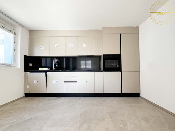 VILLA BIFAMILIARE DI NUOVA COSTRUZIONE CON DUE APPARTAMENTI INDIPENDENTI A CRESCIANO 4