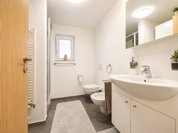 ACCOGLIENTE DUPLEX DI 4.5 LOCALI CON GRANDE SPAZIO ESTERNO PRIVATO A MAGLIASO 11