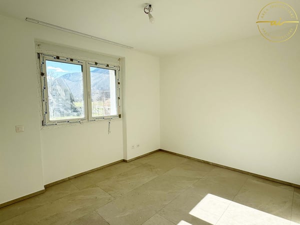 VILLA BIFAMILIARE DI NUOVA COSTRUZIONE CON DUE APPARTAMENTI INDIPENDENTI A CRESCIANO 14